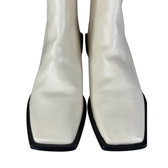 NEW Schutz Guilly Eggshell Square Toe Low Heel Ankle Boots Size 8B White - Picture 6 of 9